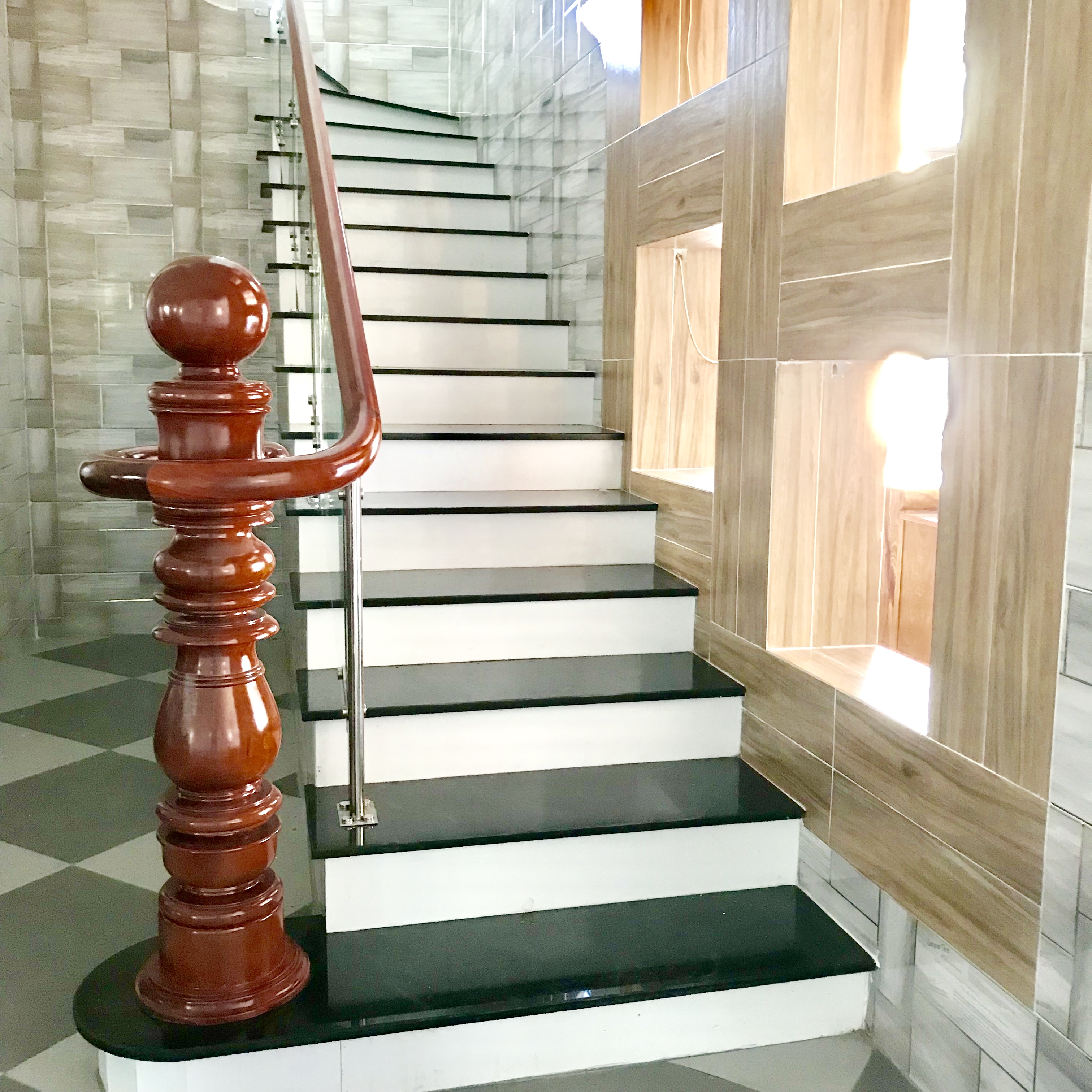 12 mẫu cầu thang đá hoa cương đẹp, sang trọng cầuthangđáhoacương5